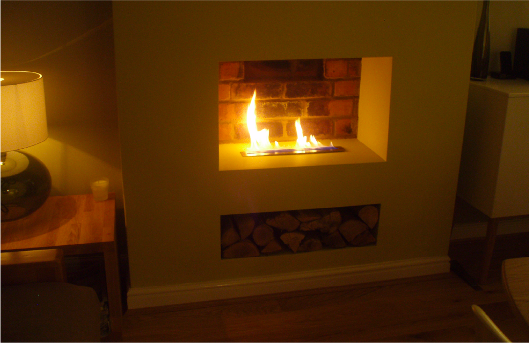 75cm bioethanol insert in old fireplace. Picture from a distance.