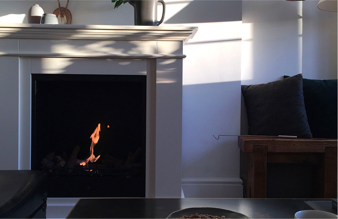 Electric fire replaced with a bioethanol one. Final result.